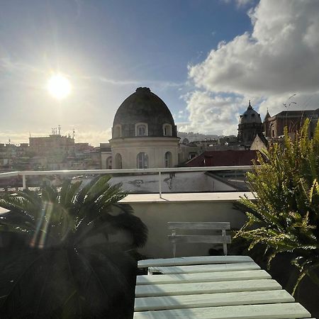 Apartamento Relais Old Naples From A Terrace Exterior foto