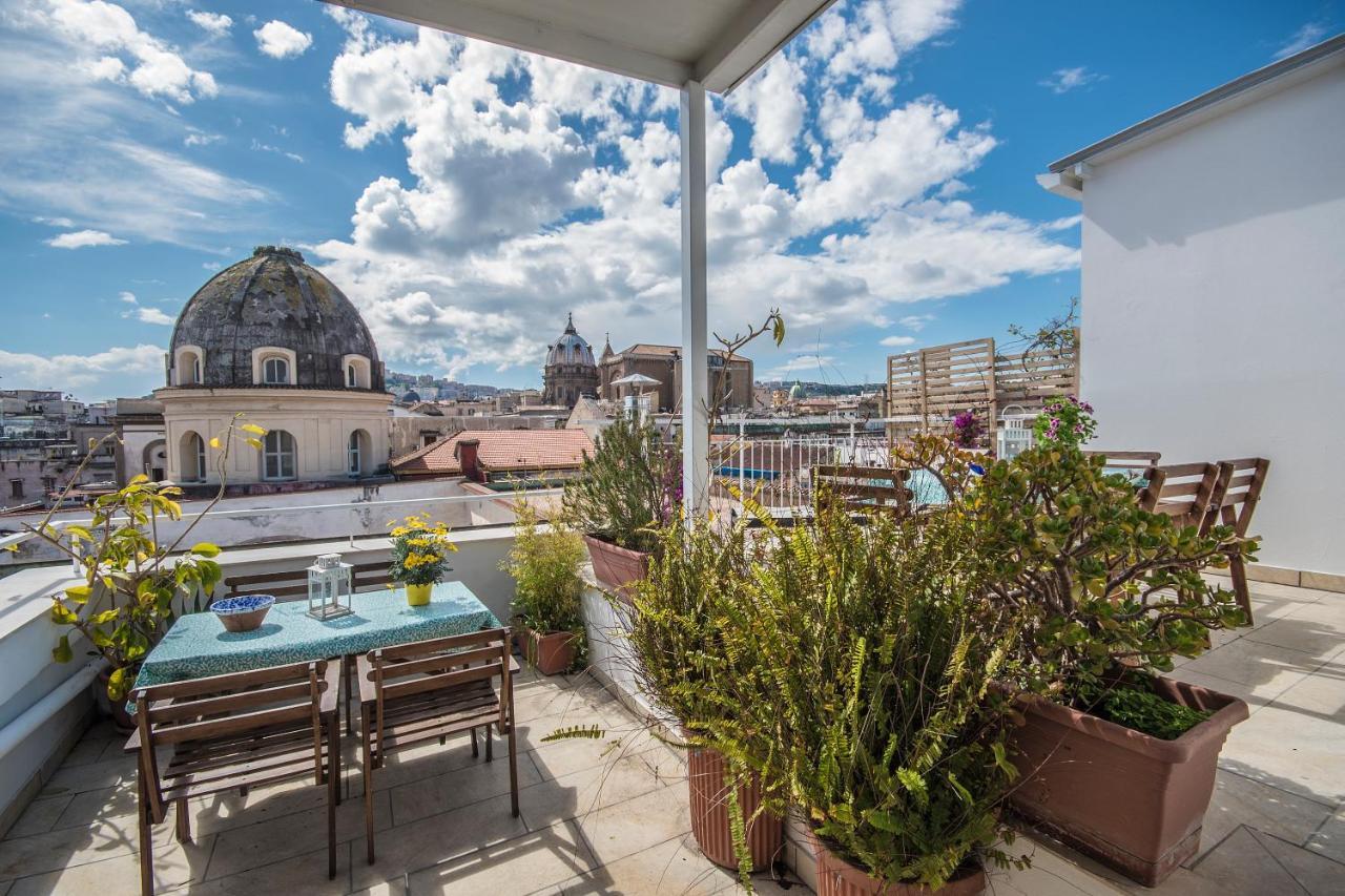 Apartamento Relais Old Naples From A Terrace Exterior foto