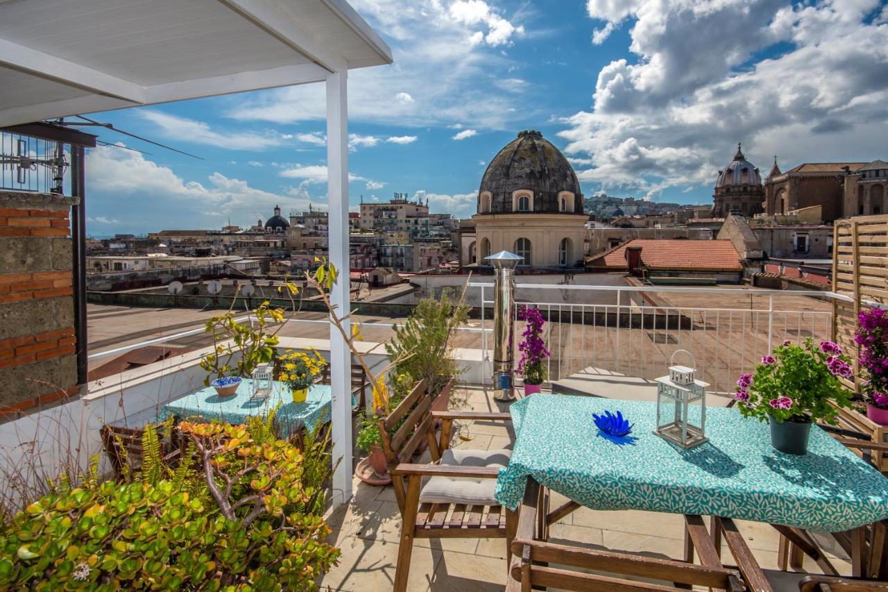 Apartamento Relais Old Naples From A Terrace Exterior foto
